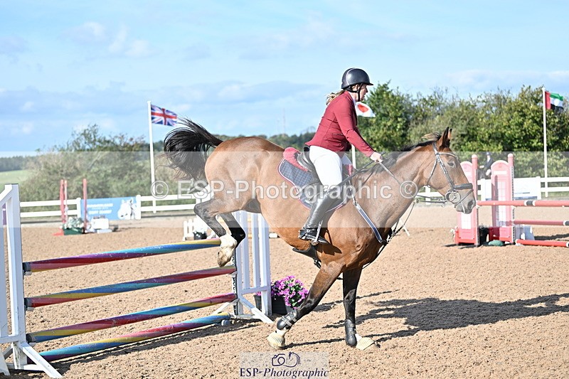 241004A-105307-01419 - Fri 07 Snr Brit Nov & 90cm Open