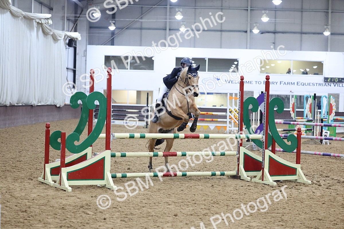 SBM_003243 - Class 11 - Blue Chip Pony Newcomers - 1.00m Open