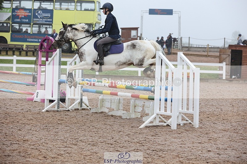 240630A-091230-11430 - Cls 30 British Novice and 80cm Open