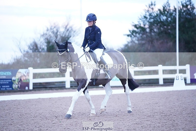 241214-090518-00003 - 122-Lisa.Counsell-Paris.Party.Girl