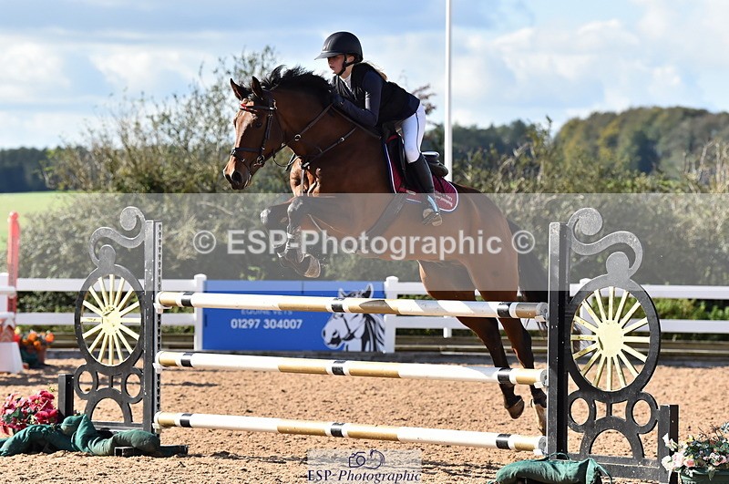 231014A-142842-05295 - Cls 15 1.05m Amateur Q 2nd R