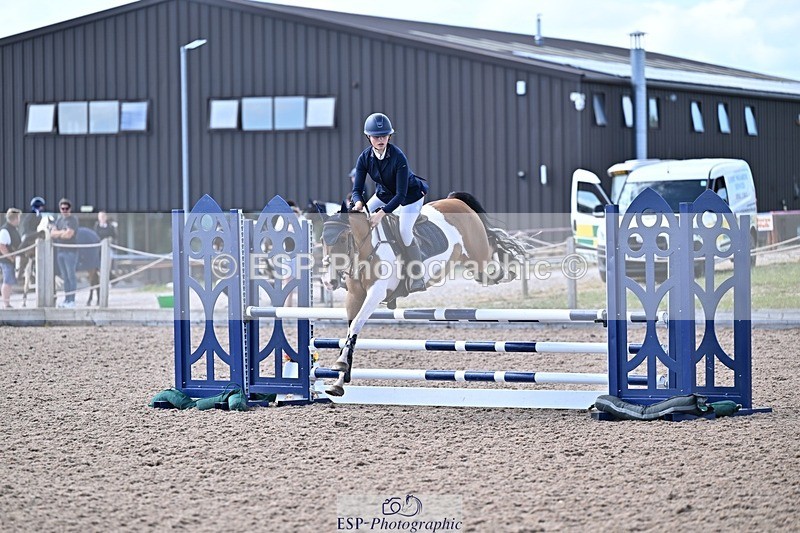 250627-170820-00859 - Cls 6 Stepping Stones 128cm and 138cm