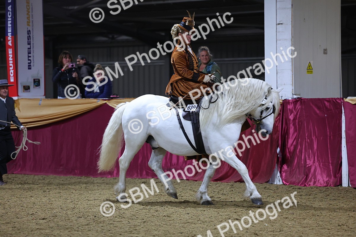 0B8A4750 - Class S Costume Concours Champ