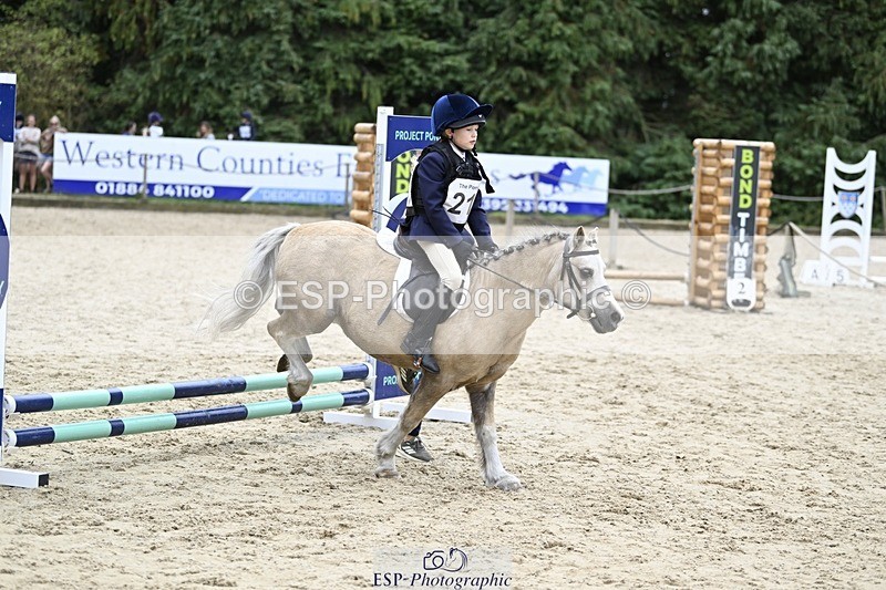 250820A-130302-06856 - Round 1, Start to 1.30pm Break