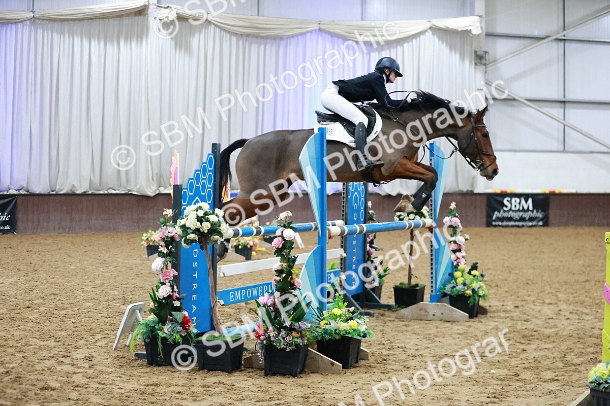 SBM_004453 - Class 17 - Senior Newcomers - 1.10m