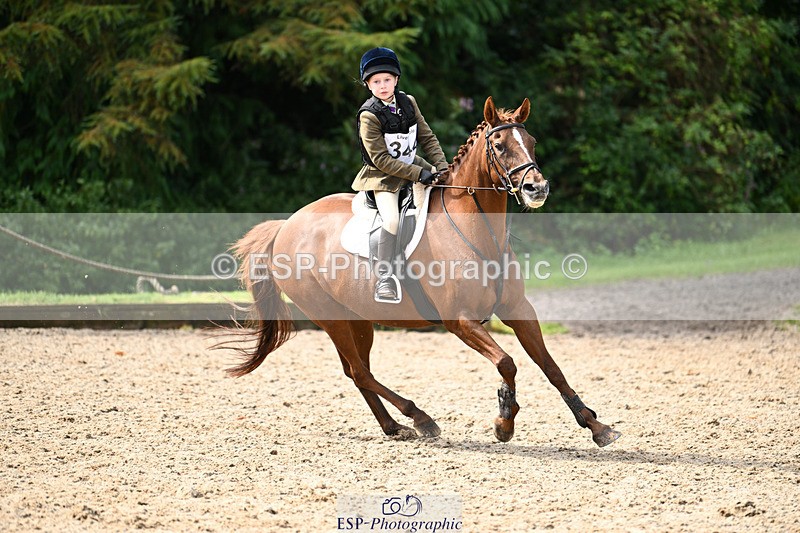 240824X-111238-25133 - 70cm Round 2 10.30 to 12.10