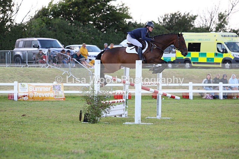3E7A4843 - Class C1: Showjumping Senior Newcomers/1.10m open