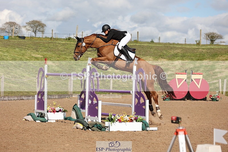 240419A-161449-09253 - Cls 10, 2 Star Big Tour 145cm  15.45 to 16.35 break