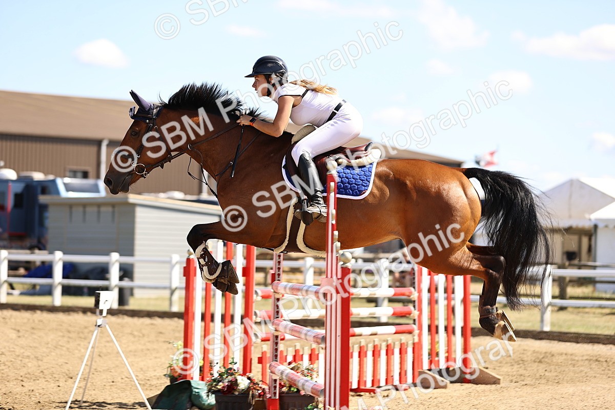 SBM_015306 - Class 16 - Senior foxhunter - 1.20m Open