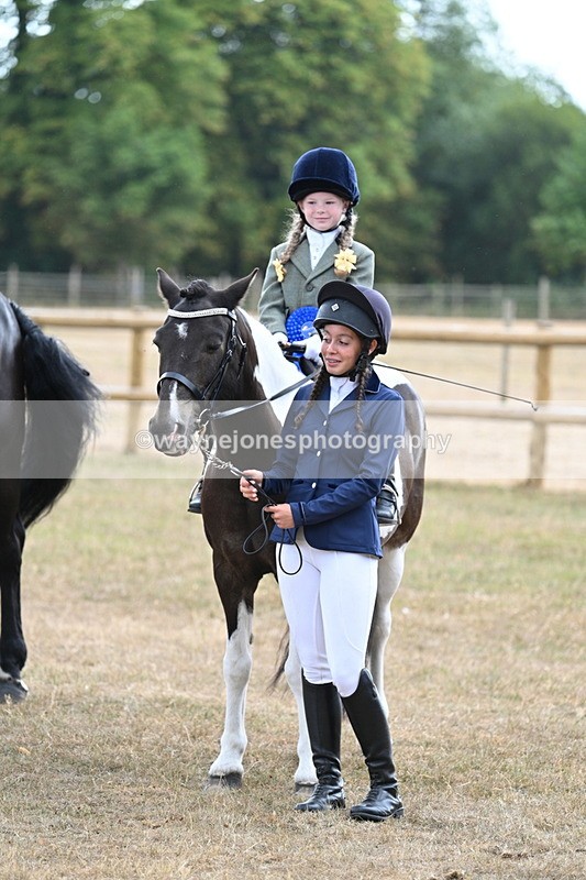 WJ7_1504 - Class 8 Ridden Veterans