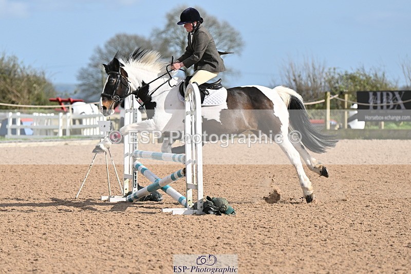 240409A-DSC_0529-01577 - 70cm