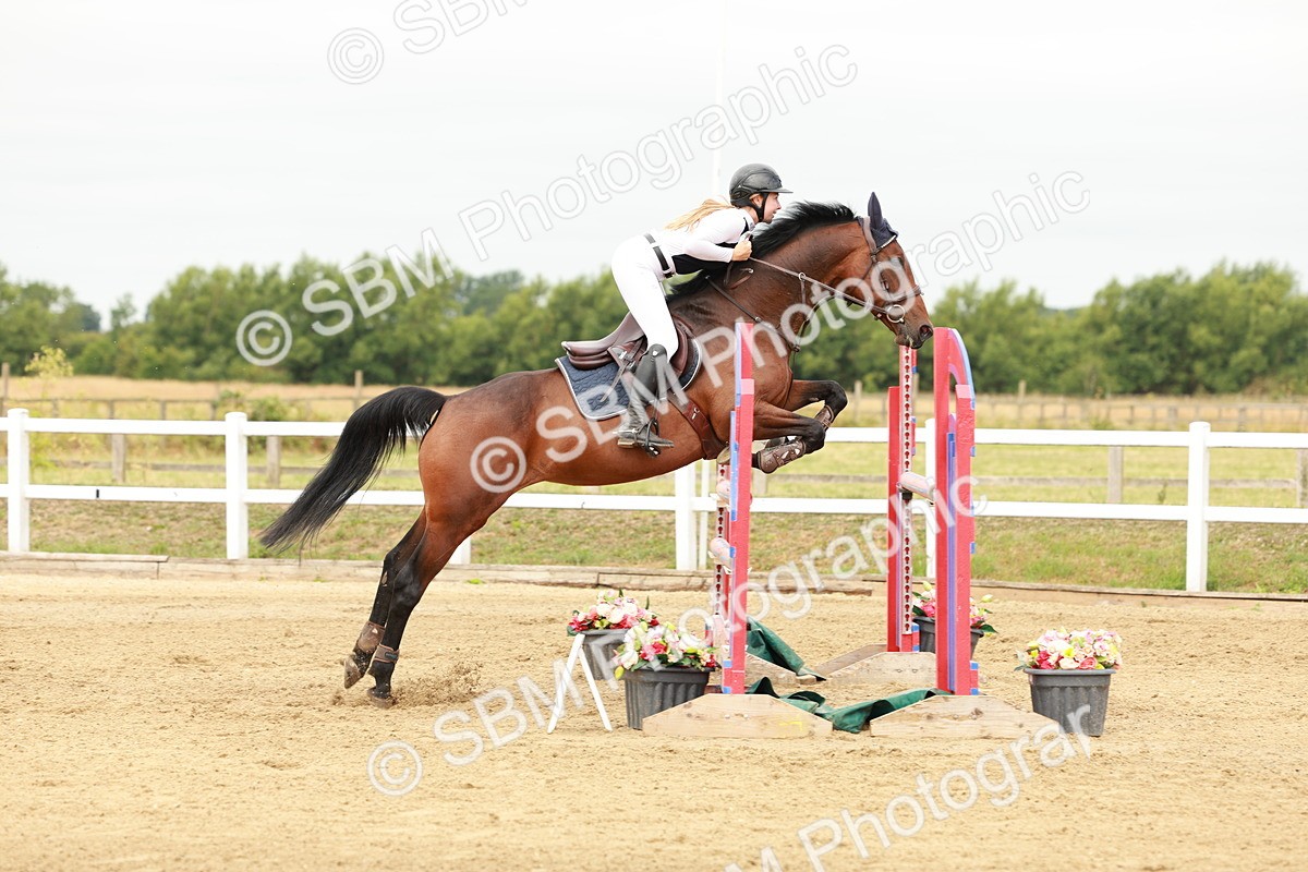 SBM_016835 - Class 20 - Senior Newcomers - 1.10m