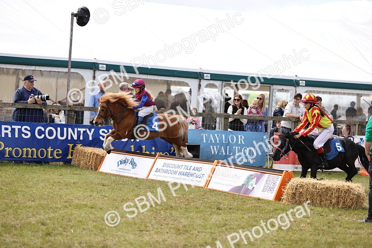 SBM_16469 - Dinky Derby