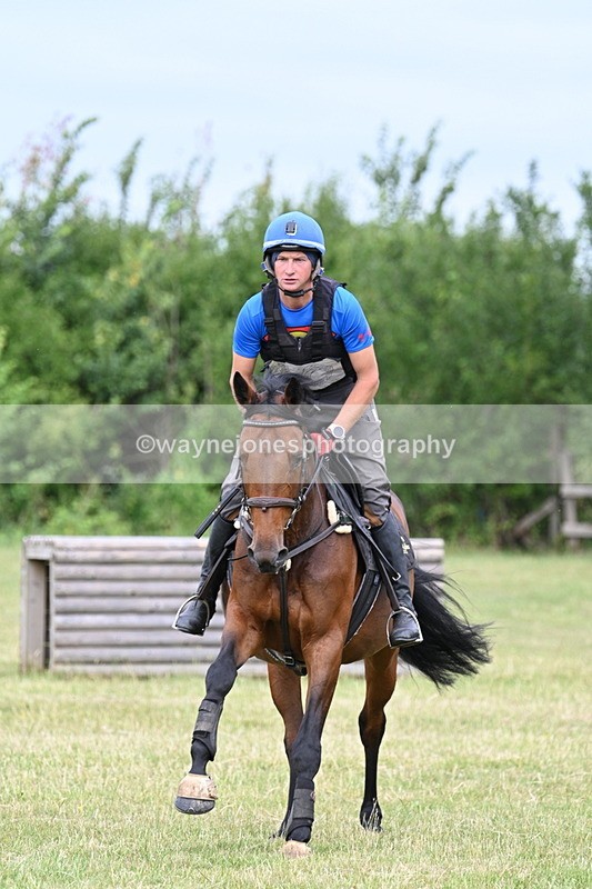 WJ7_4703 - 60cm XC Time 09:48 to 09:57