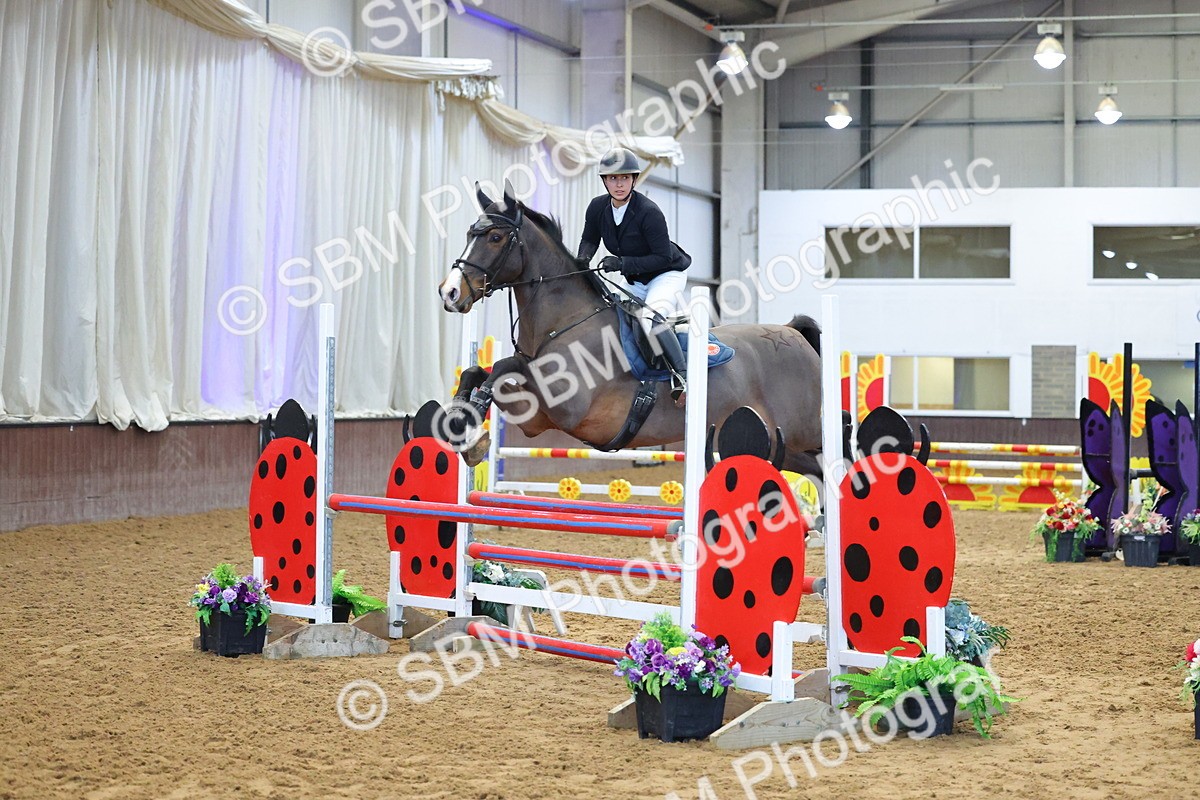 SBM_005460 - Class 22 - Bliss of London Novice Winter Championship Qualifier 90cm