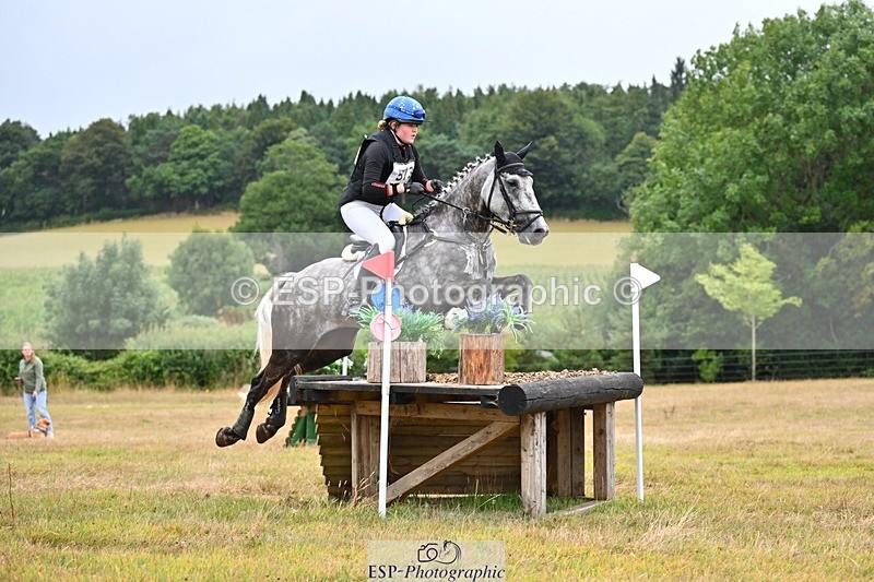 250803A-130458-14015 - M-573-Josie.Jackson-CLOONEEN.WALTZING.WILLOW