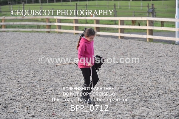 BPP_0712 - HOBBY HORSE SHOWJUMPING CLASSES