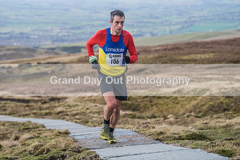 Nine Standards-67 - Nine Standards Fell Race Thursday 1st January 2026