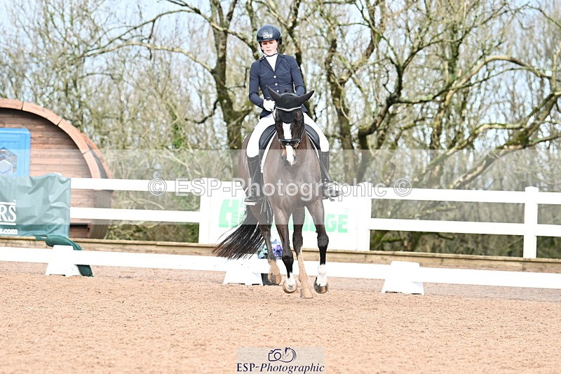 240218A-103438-05583 - 161-Katie.Warner-Active.Nuvalari