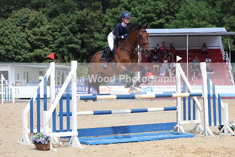 3E7A1744 - Class 8: Senior Newcomers/1.10m open