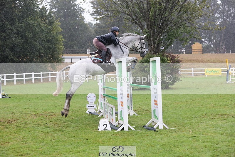 250830A-141952-06953 - Cls 16 Snr Newcomers and 1.10m Open