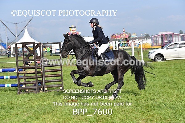 BPP_7600 - CLASS 6 Nisbets Fresh From The Farm & The Golf Inn 1.00m Amateur Championship