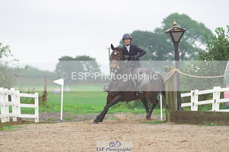 231017A-160246-07737 - Cls 31 Snr 1m Derby