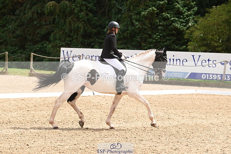 250720A-141806-11674 - 002-Michelle.Wallis-Alvescot.Winning.Mood