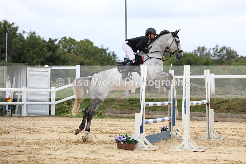 3E7A2948 - Class 7: Senior 1.05m