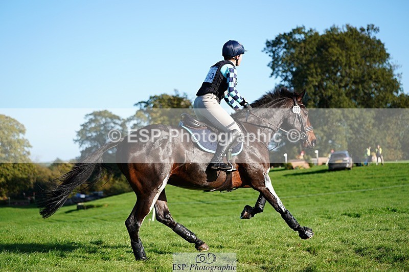 241026-150234-14286 - 553-Hanna.Bertorelli-BWTH.CLASSIC.CUT