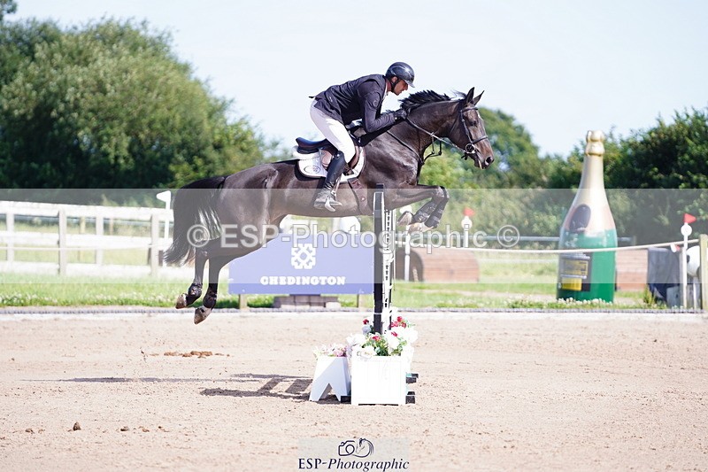 240803A-160504-09087 - Cls 32 National 1.30m Open