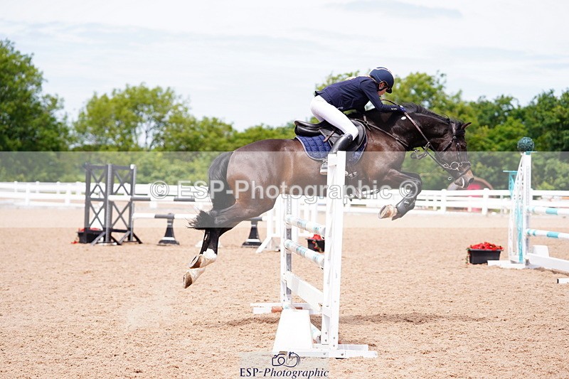 240629A-131028-05589 - Cls 18 Newcomers and 1m Open