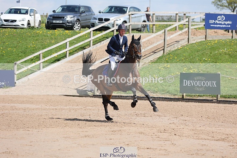 250427-130350-16945 - Cls 12 - 2 Star Big Tour L Ranking GP start to break