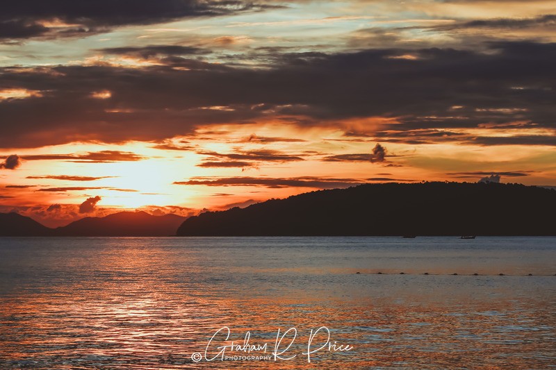 IMG_7434 - Sunset vs Sunrise