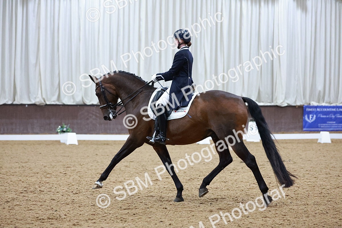 SBM_021779 - Class 14 - FEI Grand Prix - 18.52-19.37