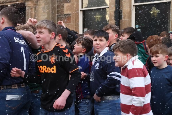 AA076399 - New Years Boys Ba'