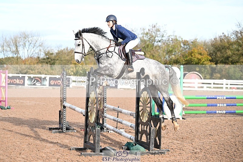 251022-100527-00004 - Clear Round & Cls 1 Brit Nov 90cm