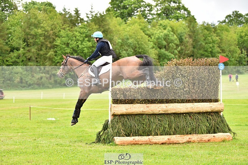 240526-115112-21014 - 428-COOLEY_SNAPCHAT-Selina_Milnes