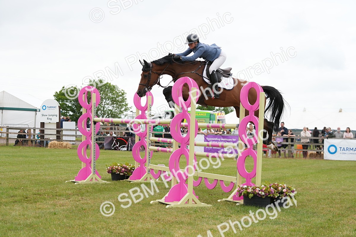 SBM_06384 - Class 202 - National 1.40m Open