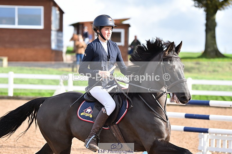 231029A-122208-03282 - Pony Foxhunter & 1.10m Open