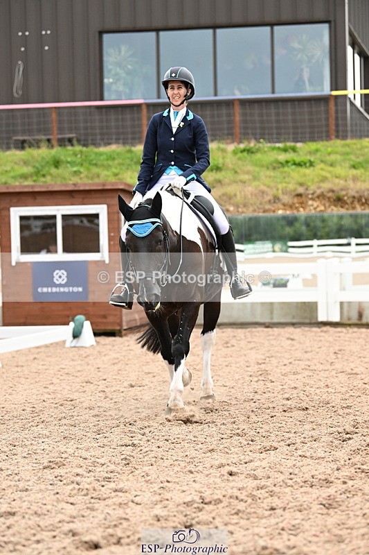 240815A-120606-00922 - 275-Alys.Matravers-Tiger.Mazariti