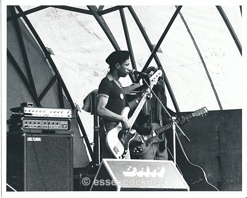  - Fun day out at Weavers Fields Park bethnal green 1970s