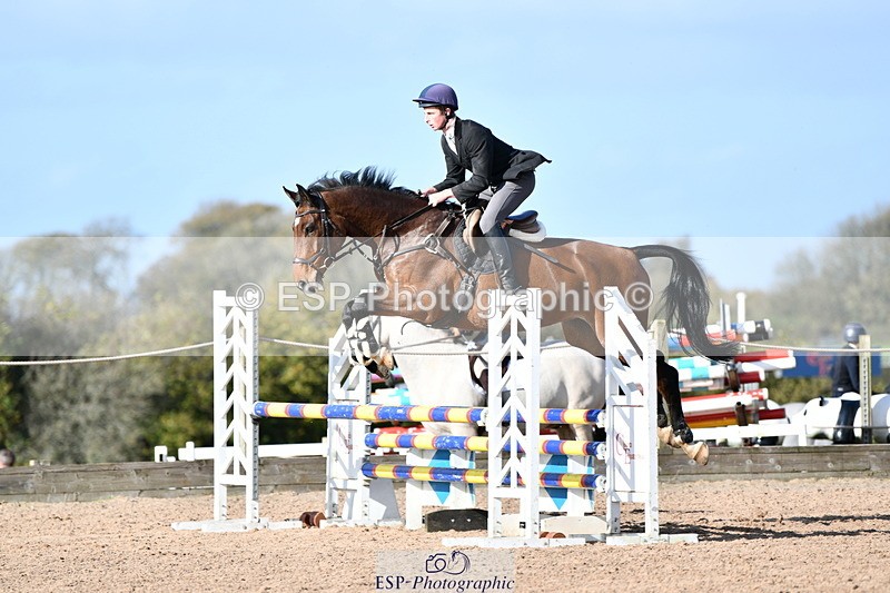 241026A-121754-01211 - SAT Cls 26+27 Club and Schools 90cm