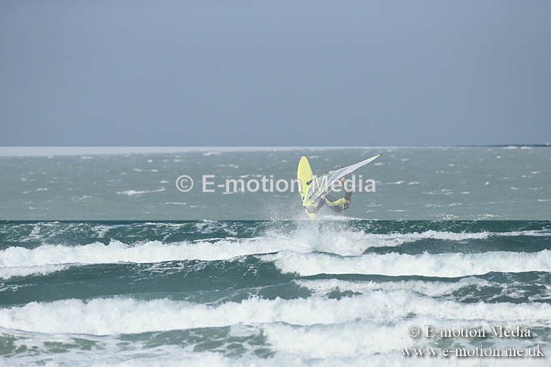 WS 020413-218 - Windsurfing