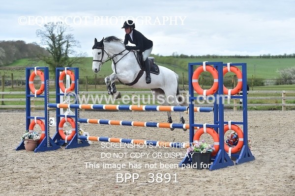 BPP_3891 - CLASS 4 Senior Newcomers/ 1.10m Open