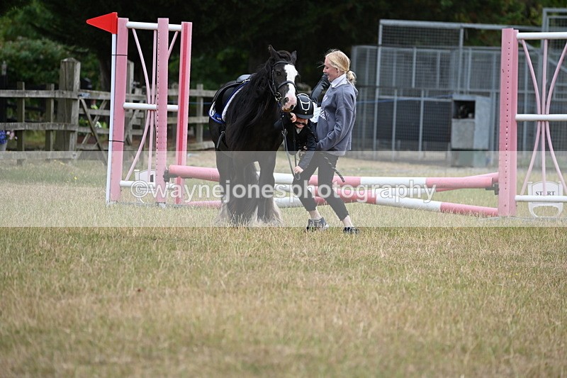 WJ6_9494 - Class 12 Minimus Jumping 45cm