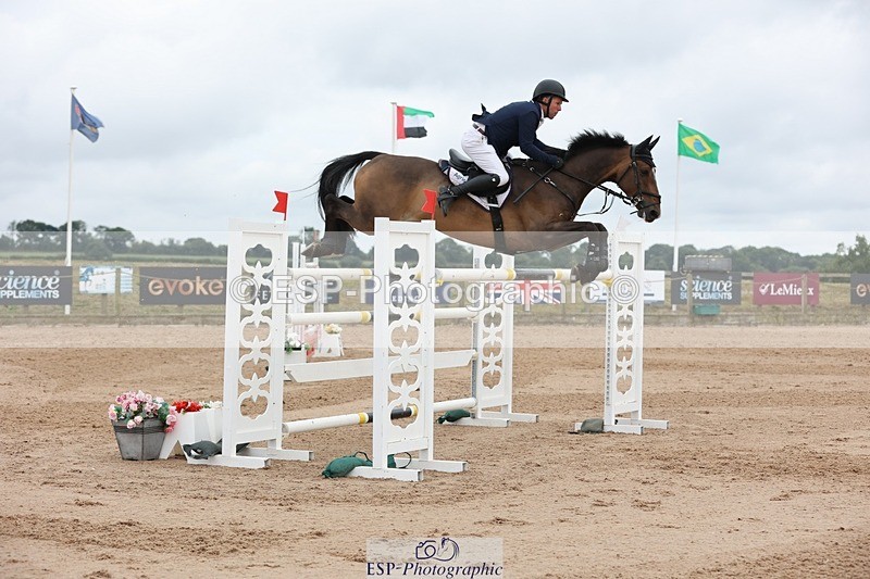 250719-182954-18002 - Cls 7, 3 Star Big Tour Break to End