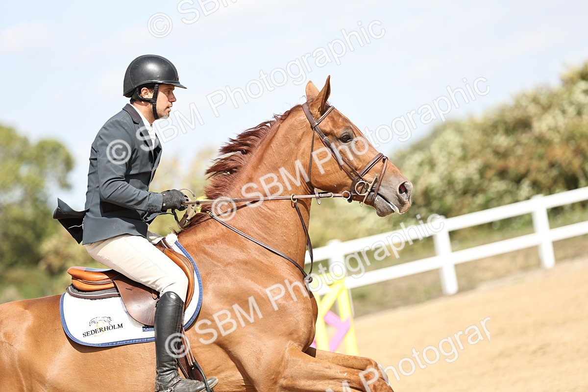 SBM_005021 - Class 5 - Senior Discovery - 1.00m Open