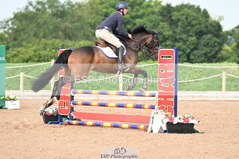 240801A-093014-01030 - Cls 1 British Novice and 90cm Open
