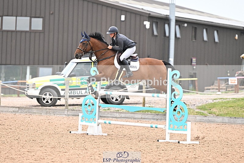 240828A-155421-01230 - Cls 5 Snr Foxhunter and 1.20m Open